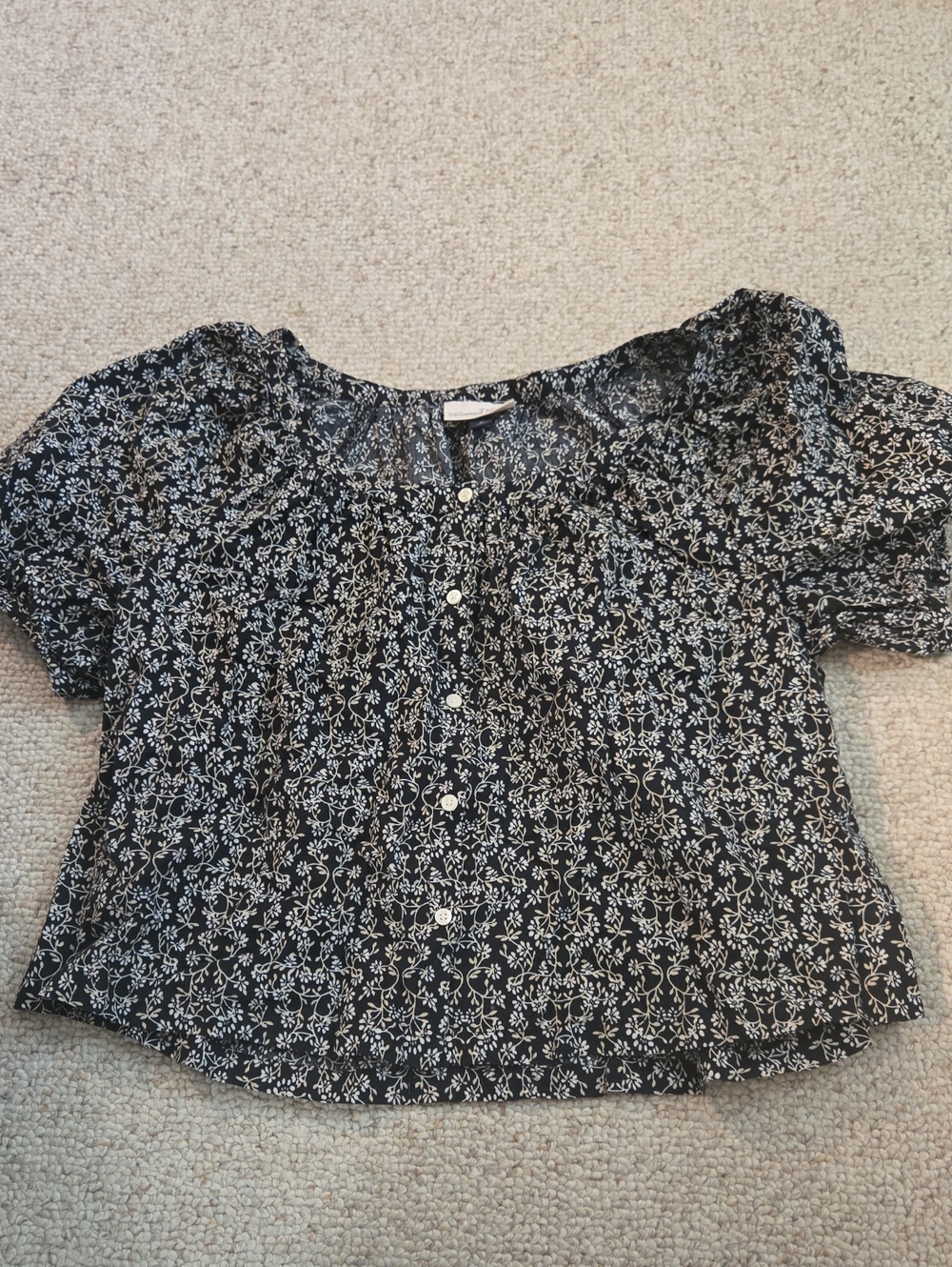 Universal Thread Puff Short Sleeve Button-Up Peasant Top Black & White Medium